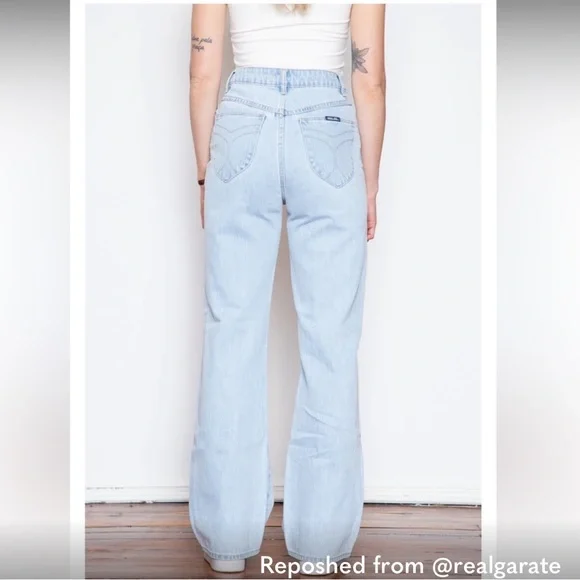 NWT ROLLA'S Light Blue Straight Leg Jeans- Size 31 - Picture 2 of 3